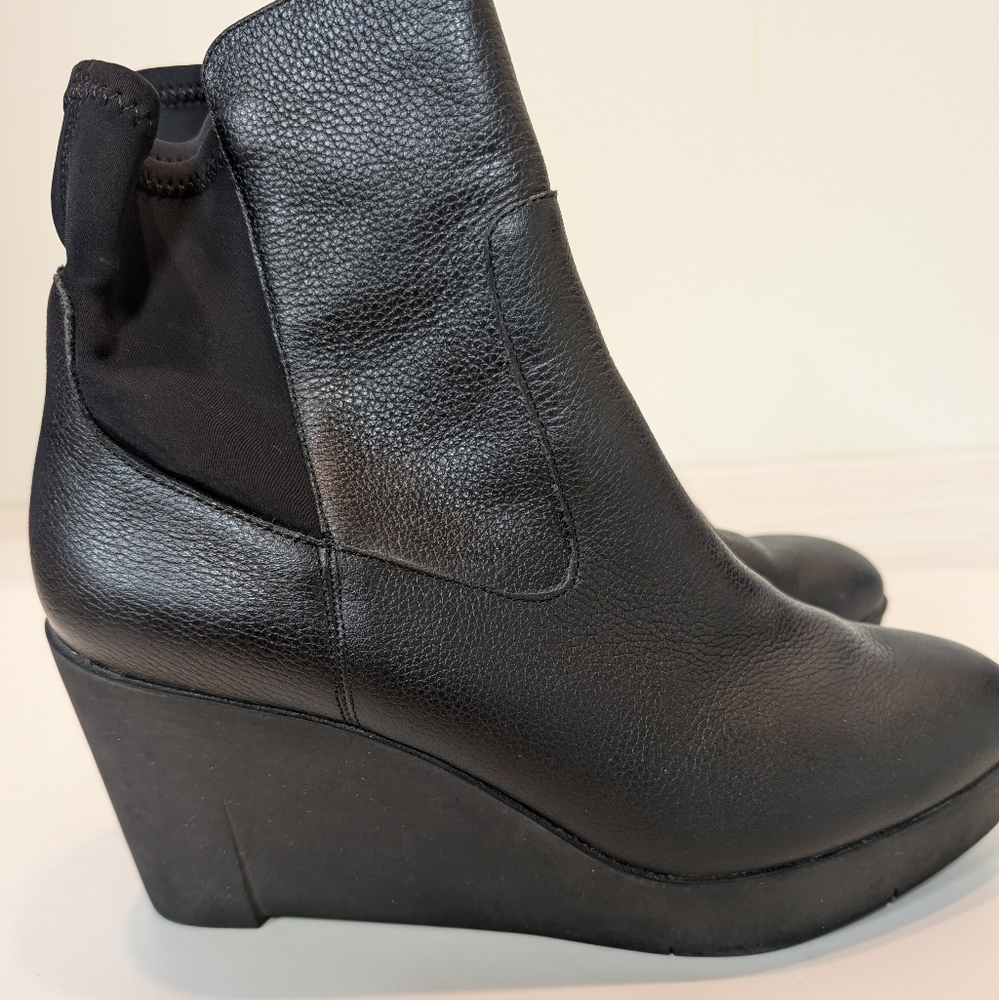 Sudini Women's Black Wedge Ankle Boots